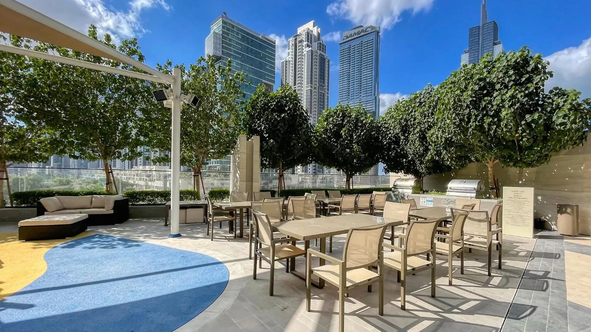 The Smart Concierge - Boulevard Heights Dubai Apartment