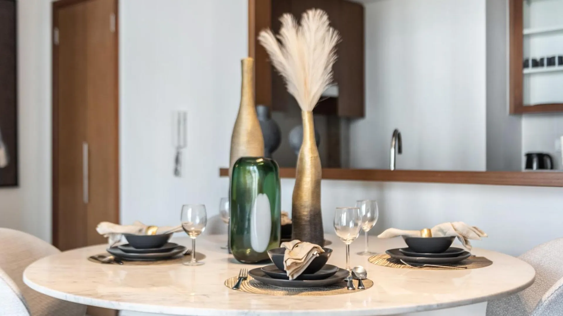 Apartment The Smart Concierge - Boulevard Heights Dubai