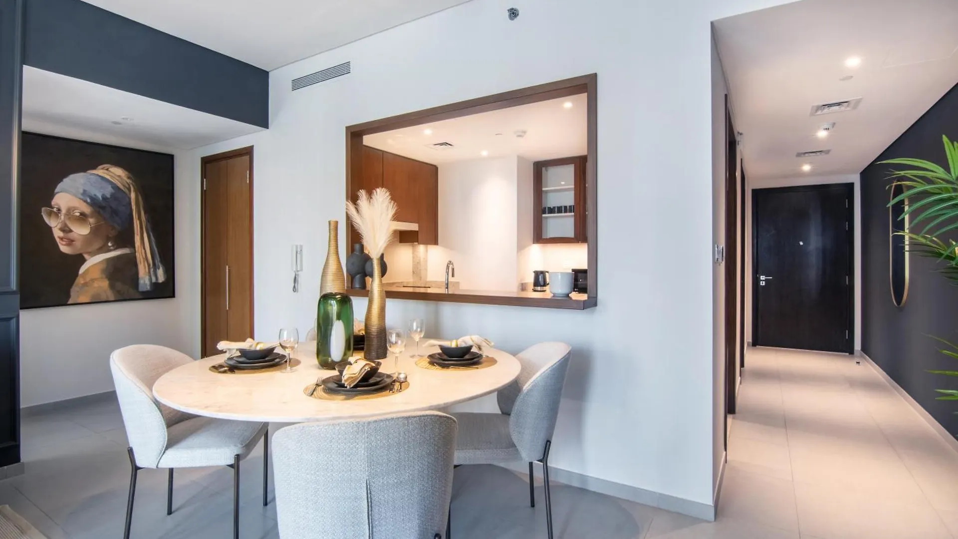 The Smart Concierge - Boulevard Heights Dubai United Arab Emirates